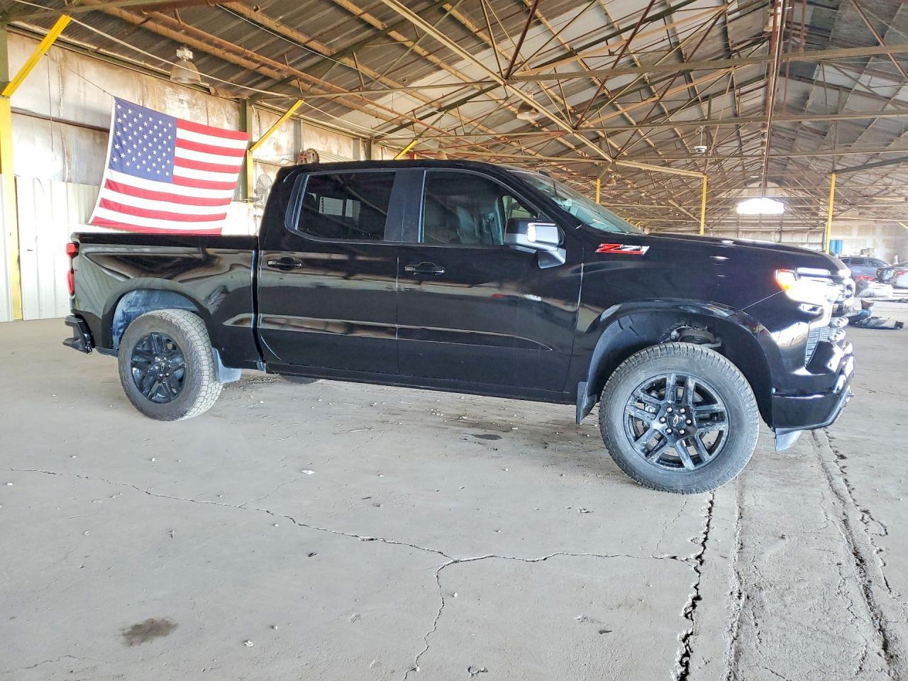 2024 Chevrolet Silverado K1500 Rst - zdjęcie 4