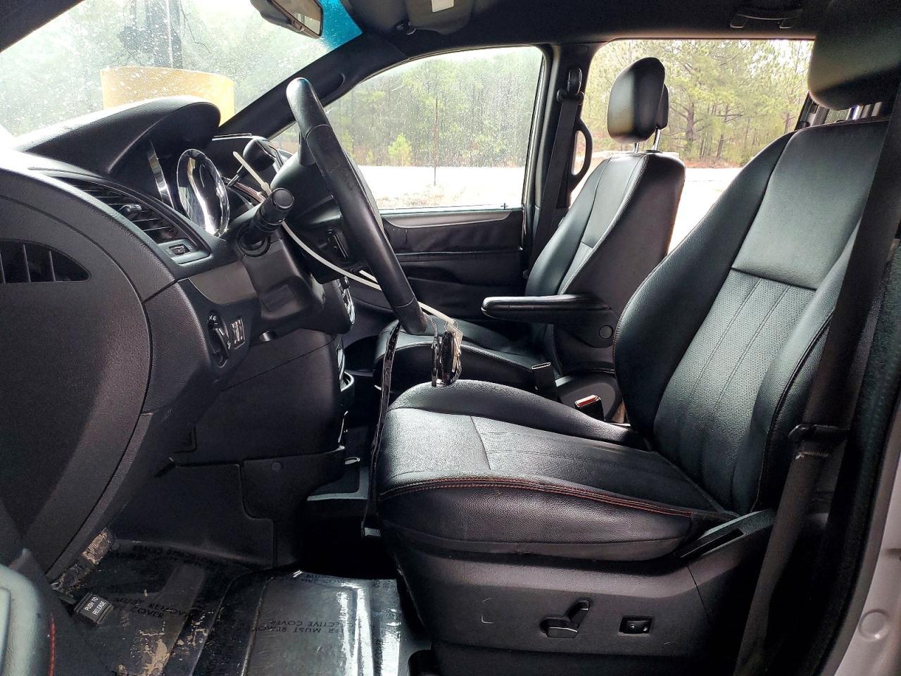 2017 Dodge Grand Caravan Gt - zdjęcie 7