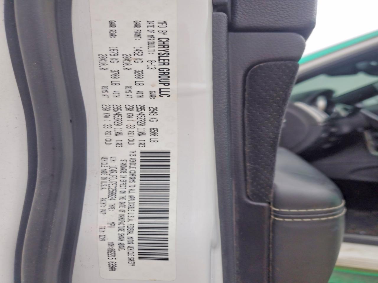 2014 Jeep Grand Cherokee Srt-8 - zdjęcie 13