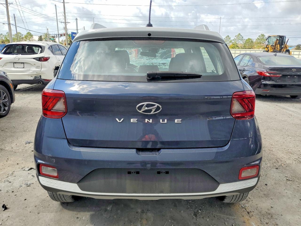 2024 Hyundai Venue Limited - zdjęcie 6