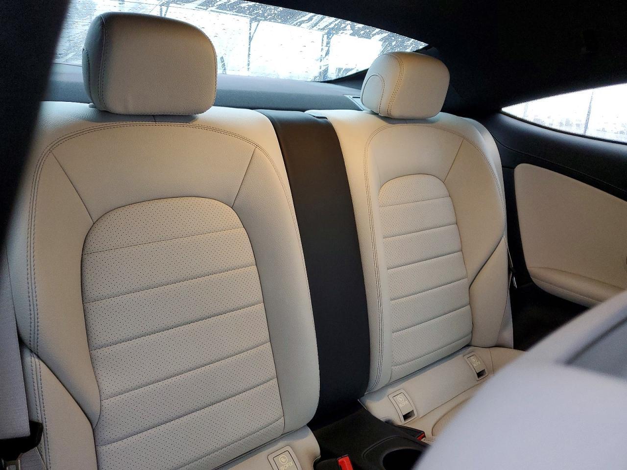2017 Mercedes-Benz C 300 - zdjęcie 10