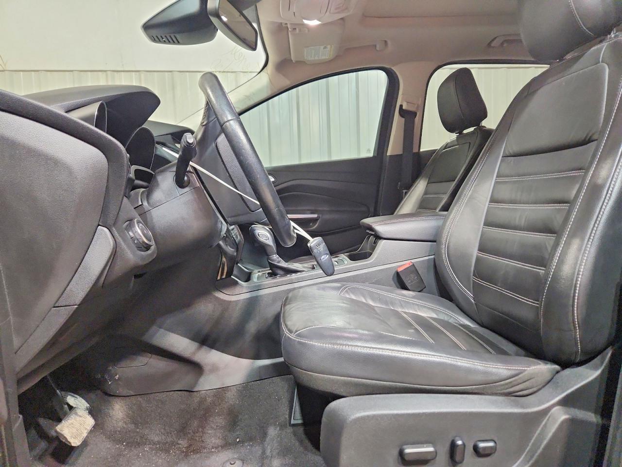 2019 Ford Escape Titanium - zdjęcie 7