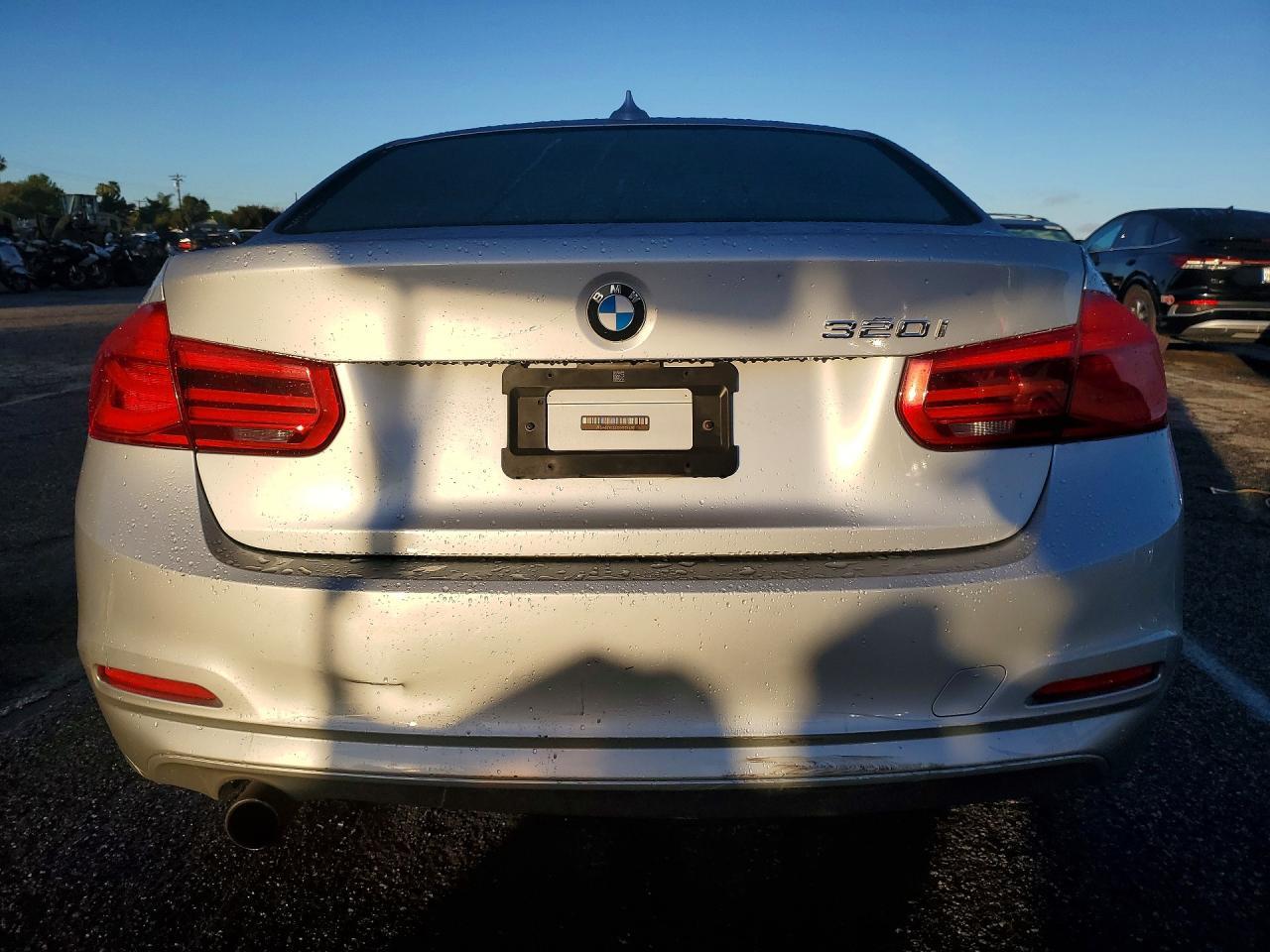2016 BMW 3 Series - zdjęcie 6