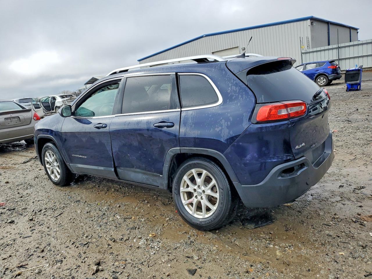 2015 Jeep Cherokee Latitude - zdjęcie 2