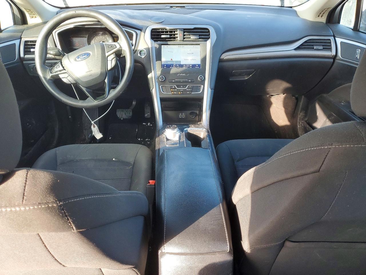 2020 Ford Fusion Se - zdjęcie 8