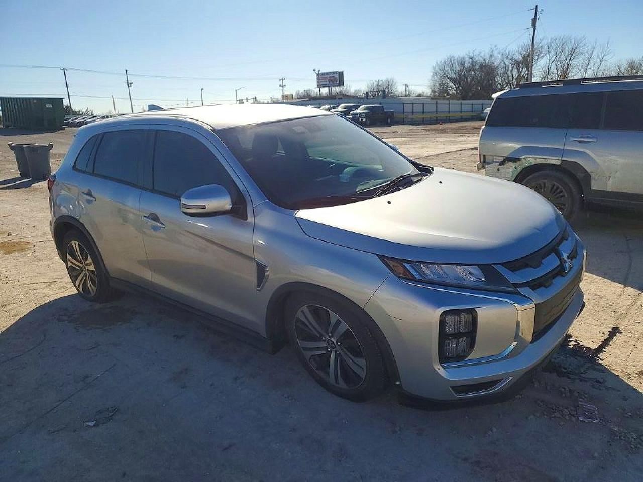 2020 Mitsubishi Outlander Sport Se - zdjęcie 4