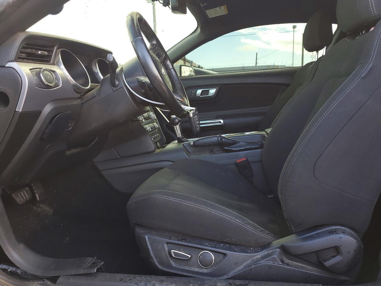 2019 Ford Mustang Gt - zdjęcie 7