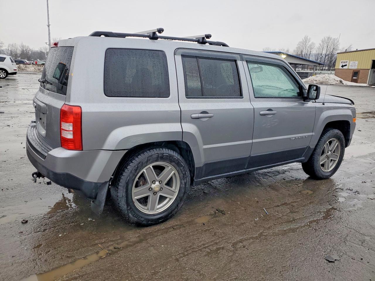 2016 Jeep Patriot Sport - zdjęcie 3