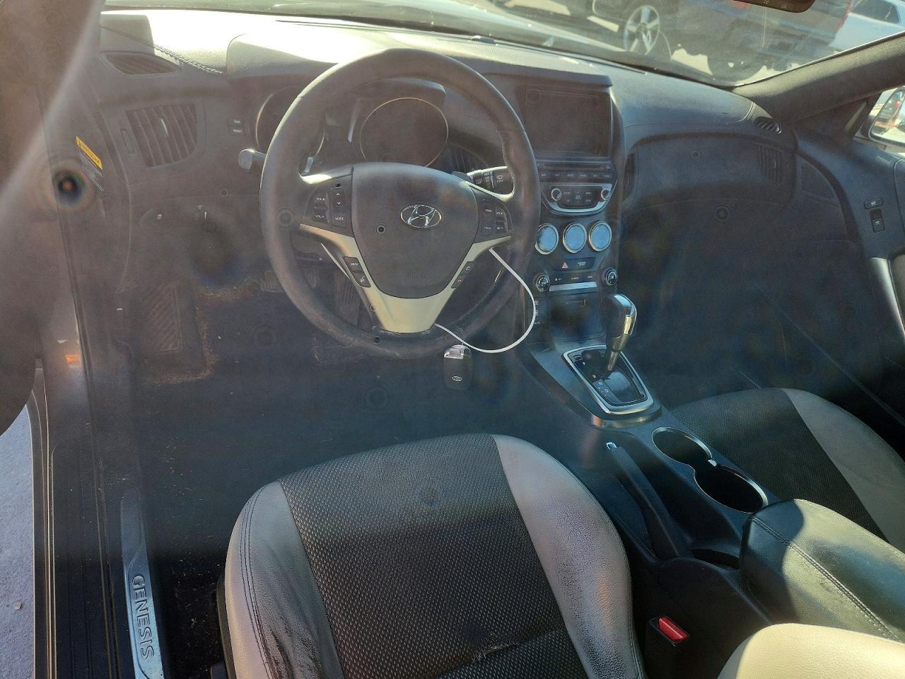 2013 Hyundai Genesis Coupe 2.0T - zdjęcie 8