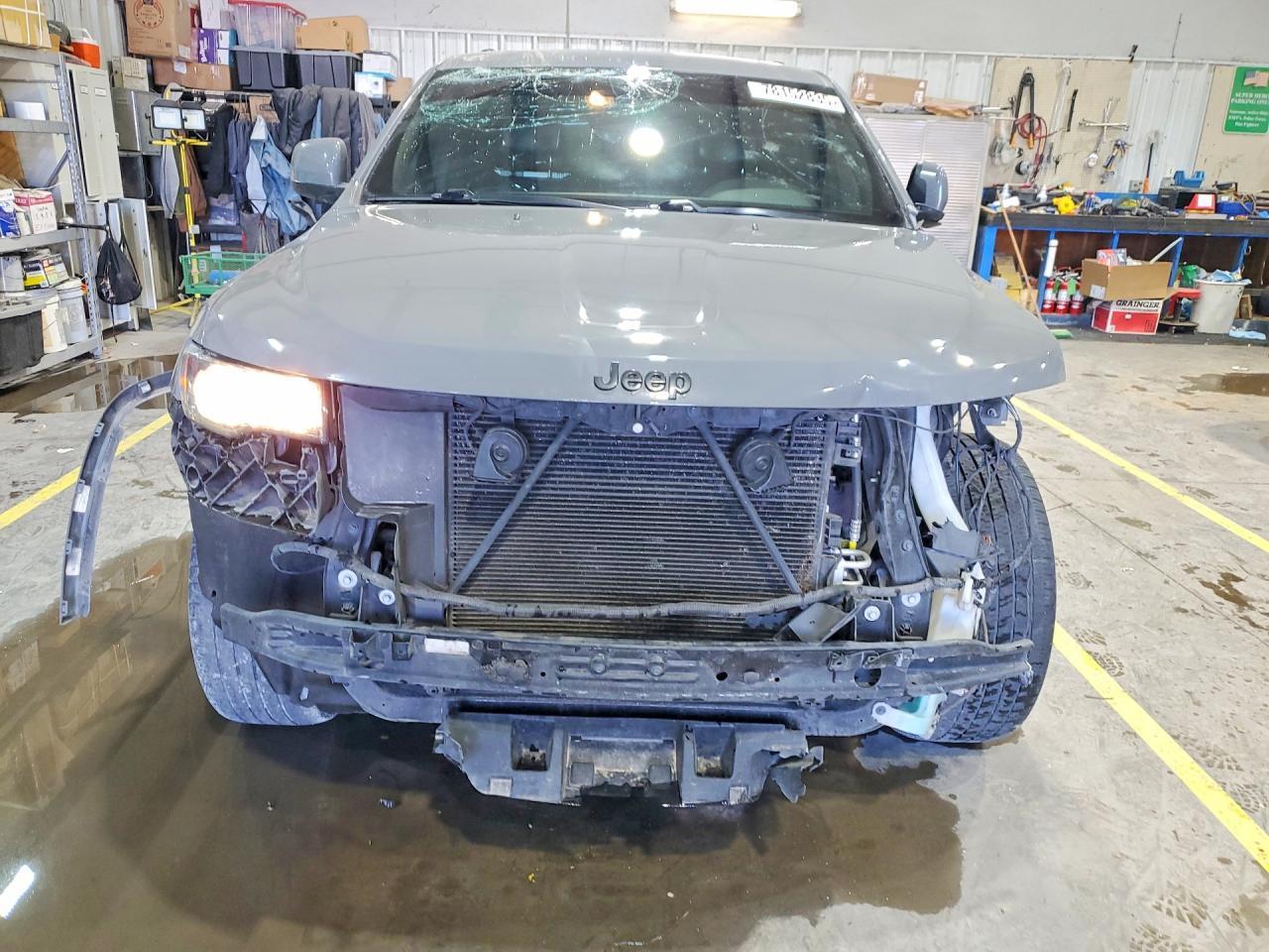 2019 Jeep Grand Cherokee Laredo - zdjęcie 5