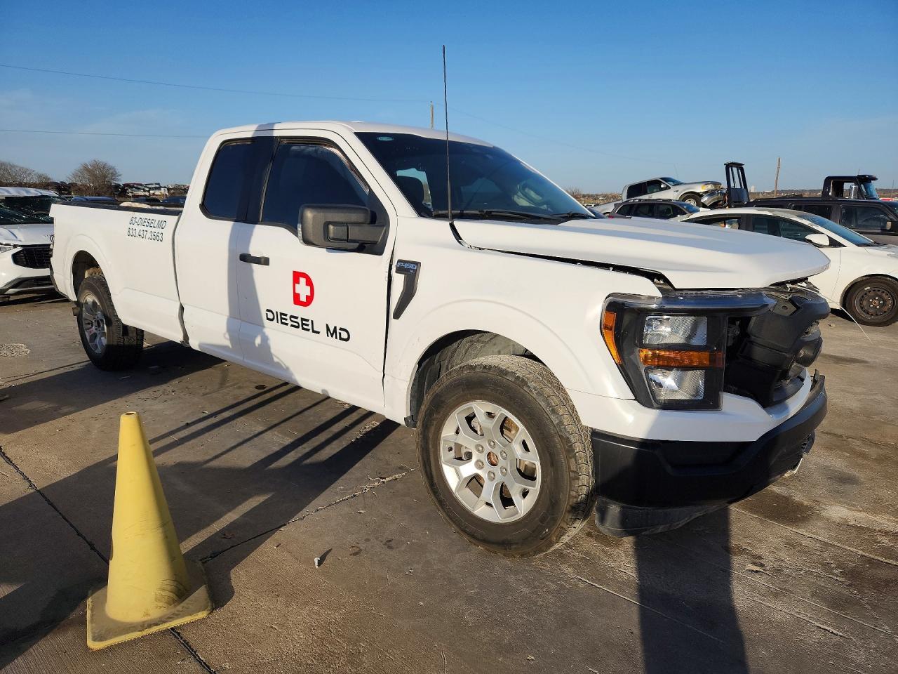 2023 Ford F150 Super Cab - zdjęcie 4