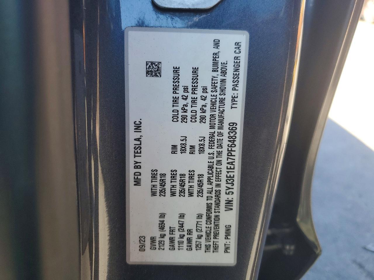 2023 Tesla Model 3 - zdjęcie 12