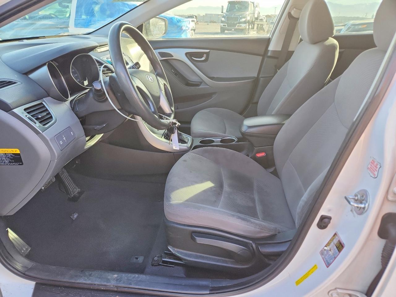 2014 Hyundai Elantra Se - zdjęcie 7