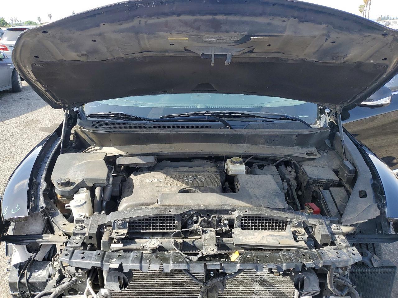 2018 Infinity Qx60 Base - zdjęcie 12