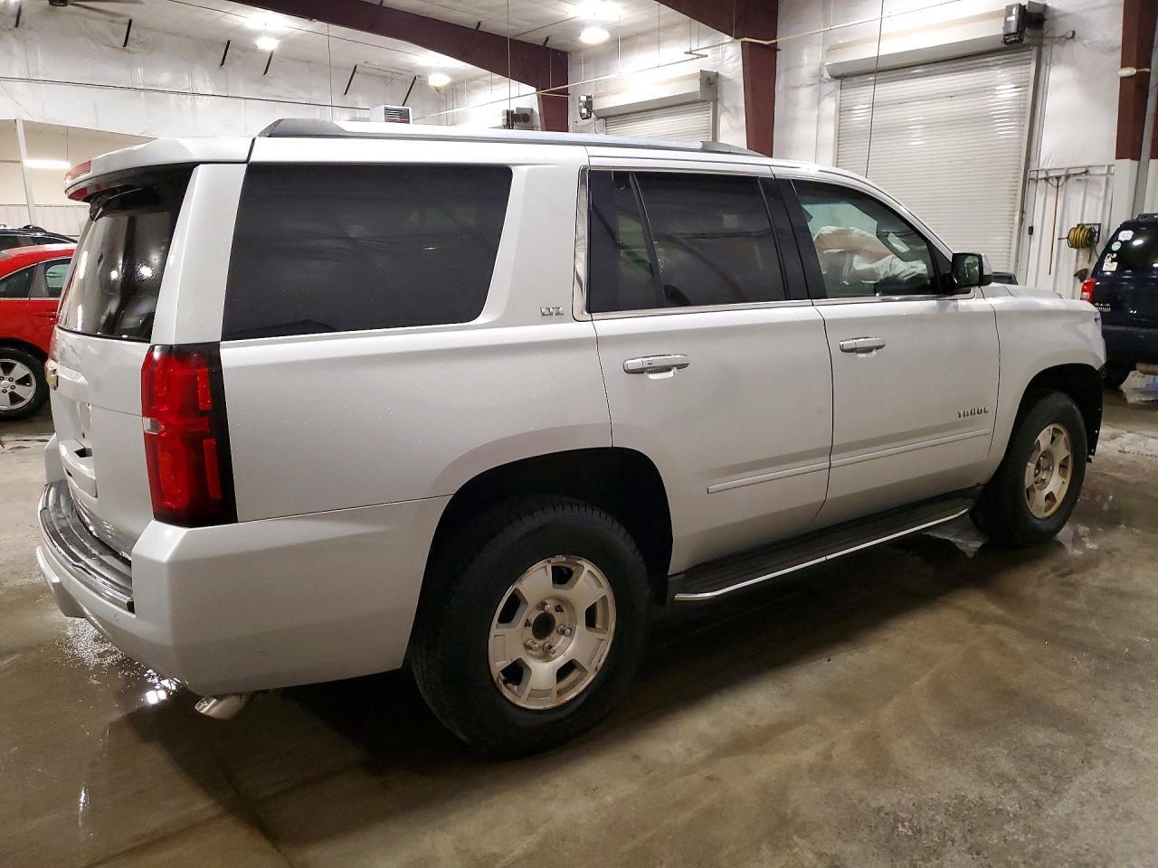 2015 Chevrolet Tahoe K1500 Ltz - zdjęcie 3