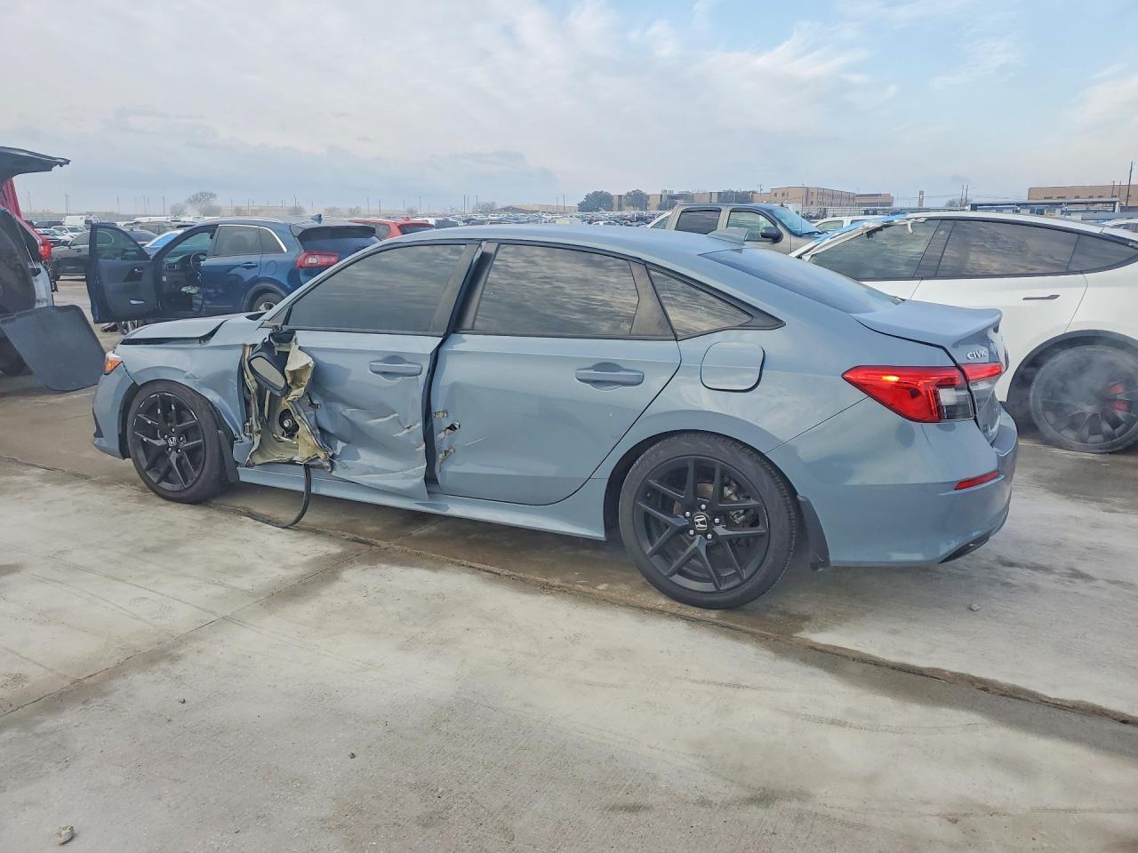 2022 Honda Civic Sport - zdjęcie 2