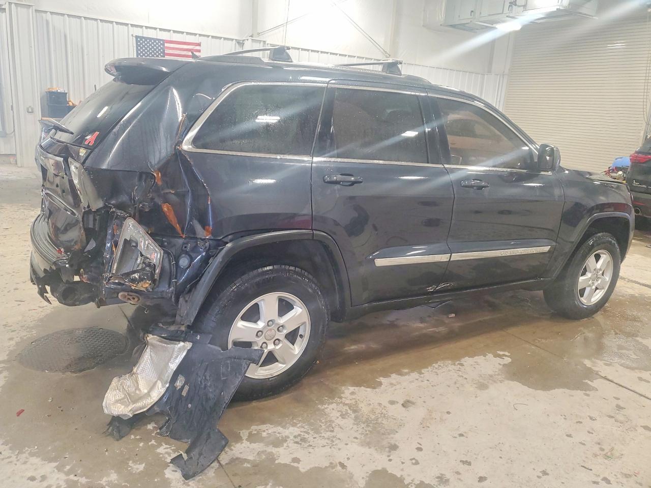 2013 Jeep Grand Cherokee Laredo - zdjęcie 3