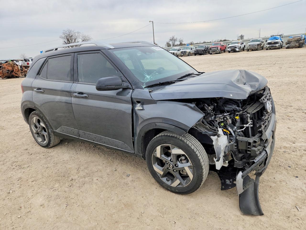 2025 Hyundai Venue Sel - zdjęcie 4