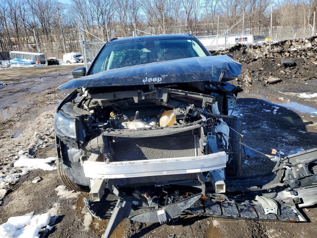 2020 Jeep Compass Sport - zdjęcie 5