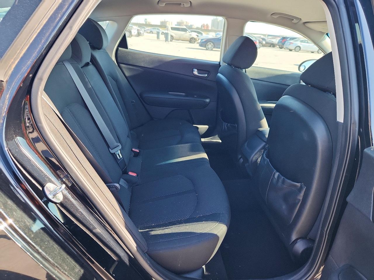 2017 Kia Optima Lx - zdjęcie 10