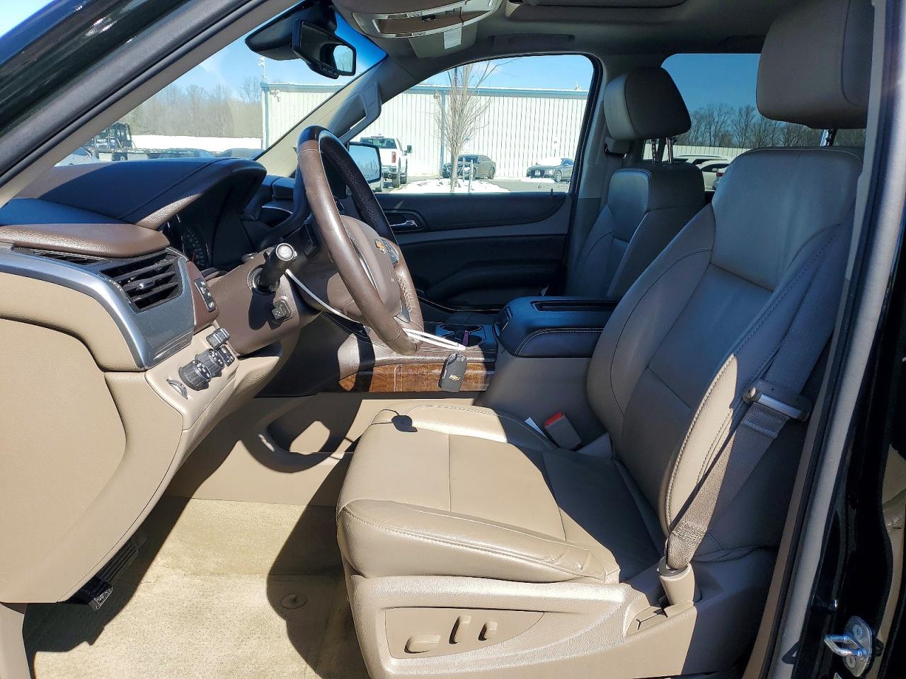 2016 Chevrolet Tahoe K1500 Lt - zdjęcie 7