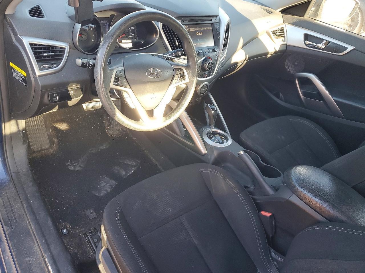 2016 Hyundai Veloster - zdjęcie 8