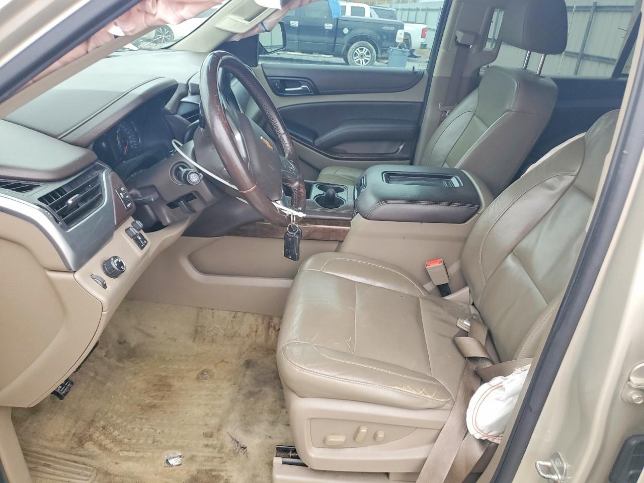 2016 Chevrolet Tahoe C1500 Lt - zdjęcie 7