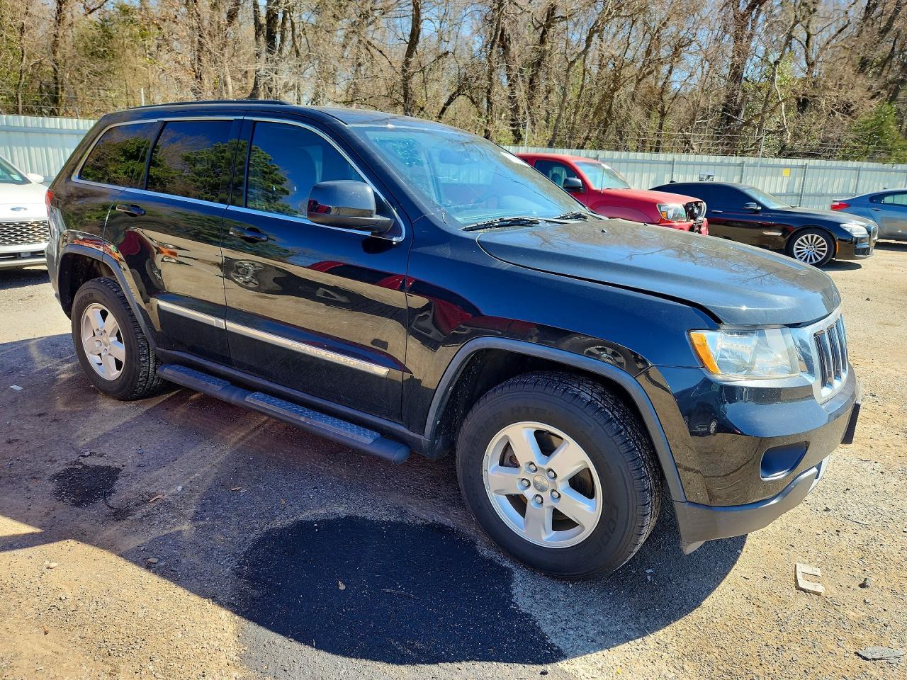 2013 Jeep Grand Cherokee Laredo - zdjęcie 4