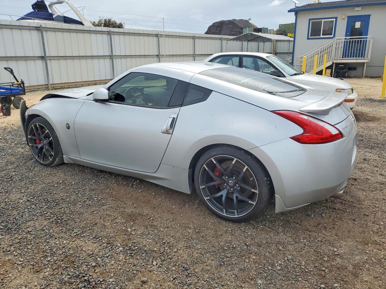 2016 Nissan 370Z Base - zdjęcie 2