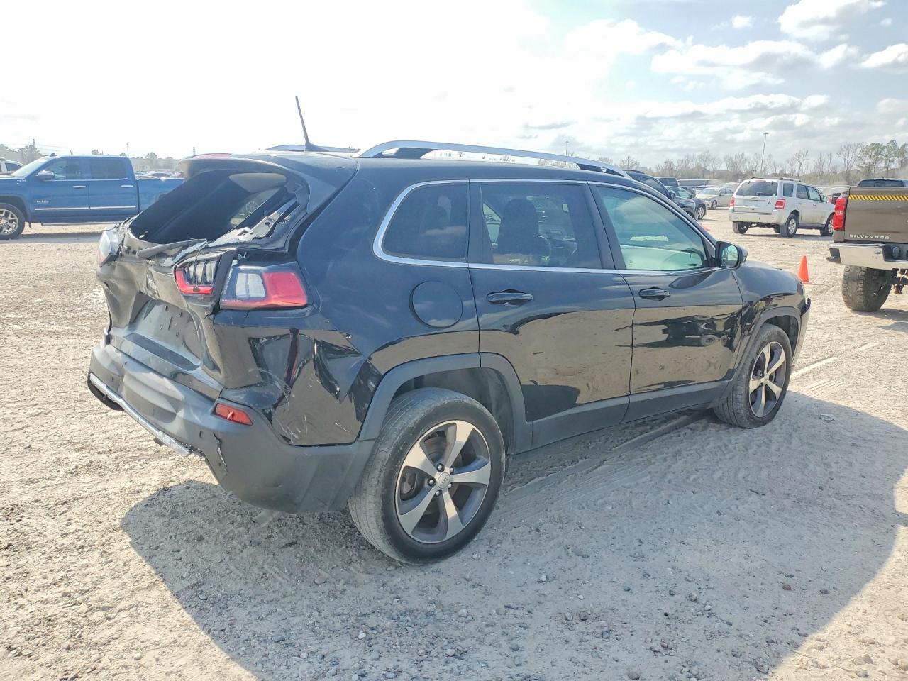 2019 Jeep Cherokee Limited - zdjęcie 3