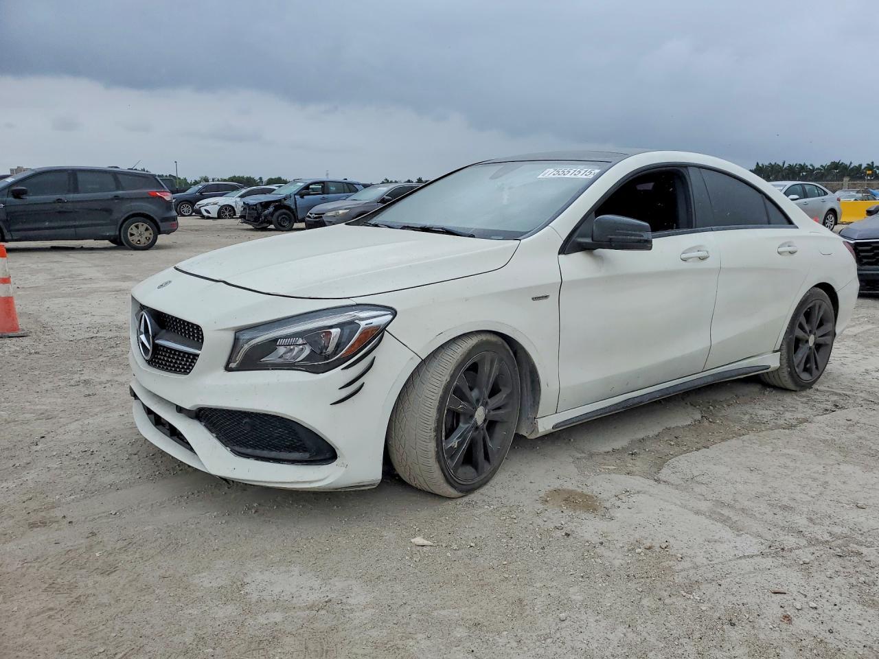 2018 Mercedes-Benz Cla 250 - zdjęcie główne