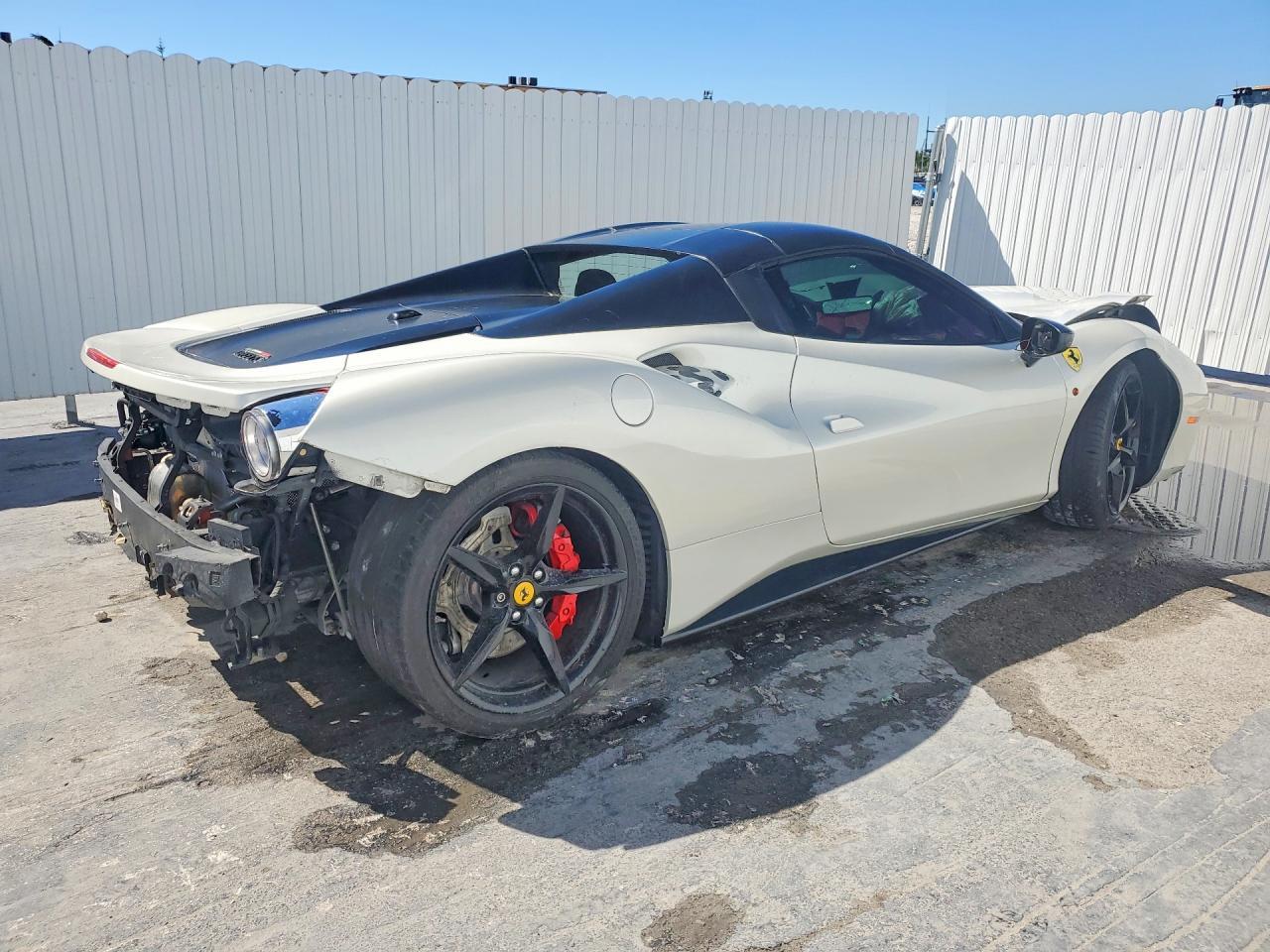 2018 Ferrari 488 Spider - zdjęcie 3