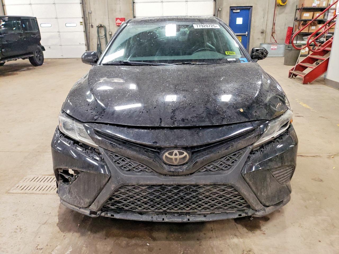 2019 Toyota Camry L - zdjęcie 5