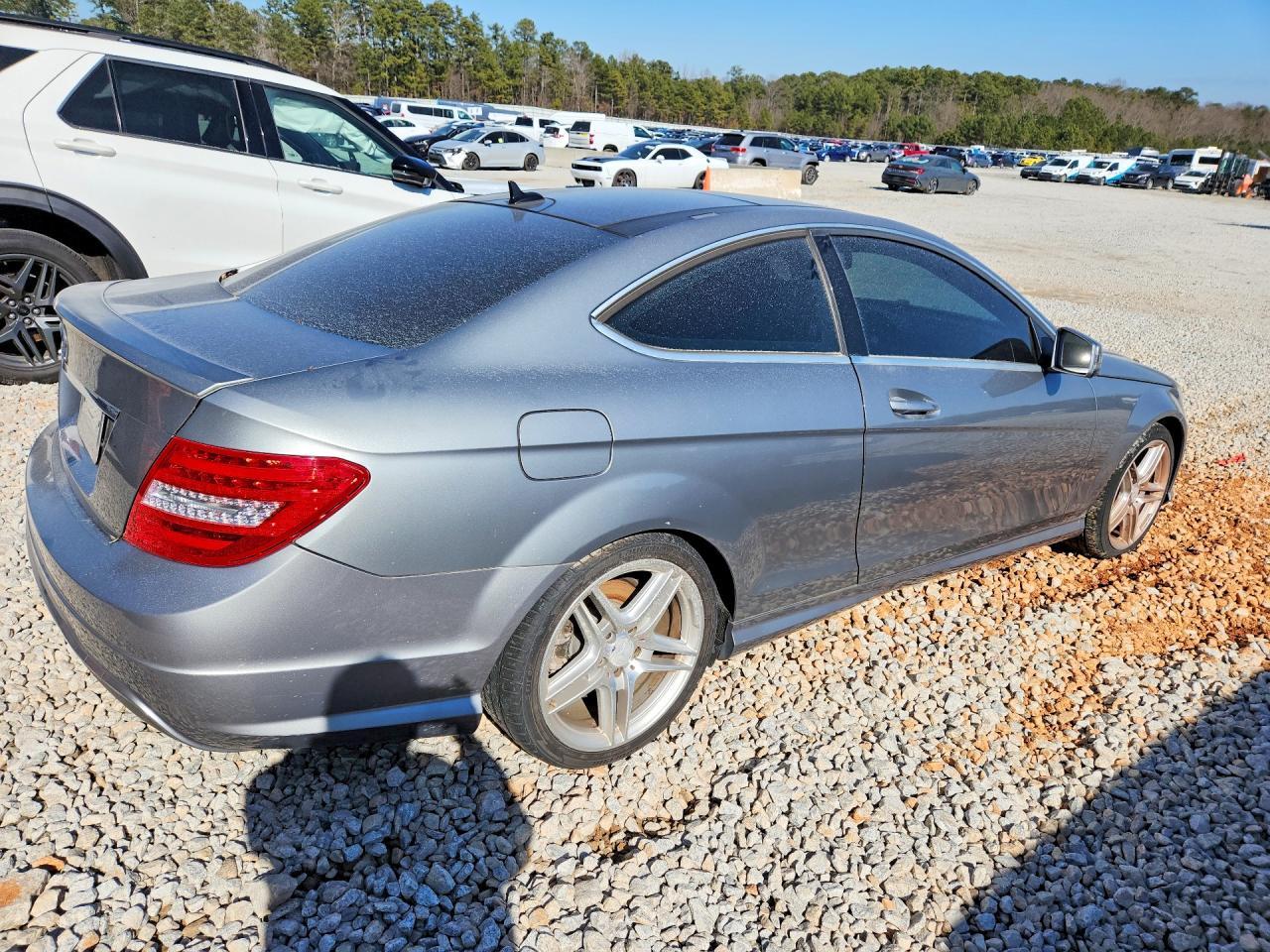 2015 Mercedes-Benz C 250 - zdjęcie 3