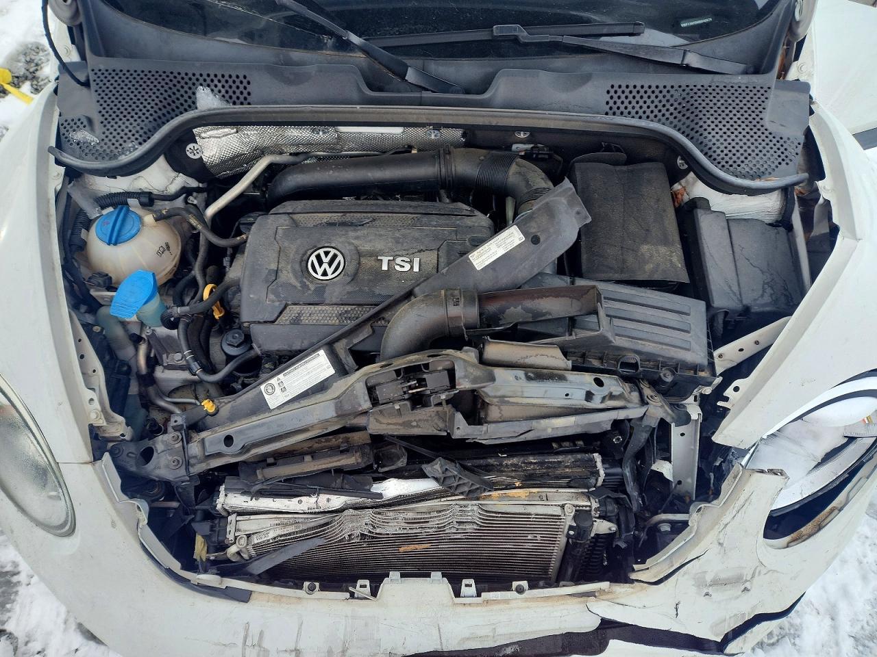 2017 Volkswagen Beetle 1.8T - zdjęcie 11