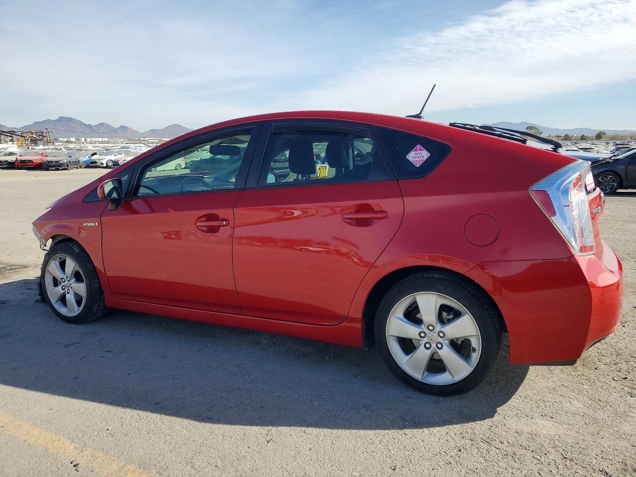 2015 Toyota Prius Five - zdjęcie 2