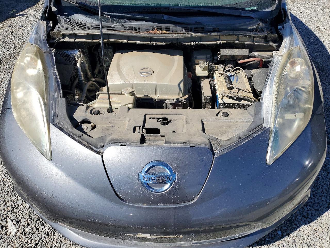 2016 Nissan Leaf S - zdjęcie 11