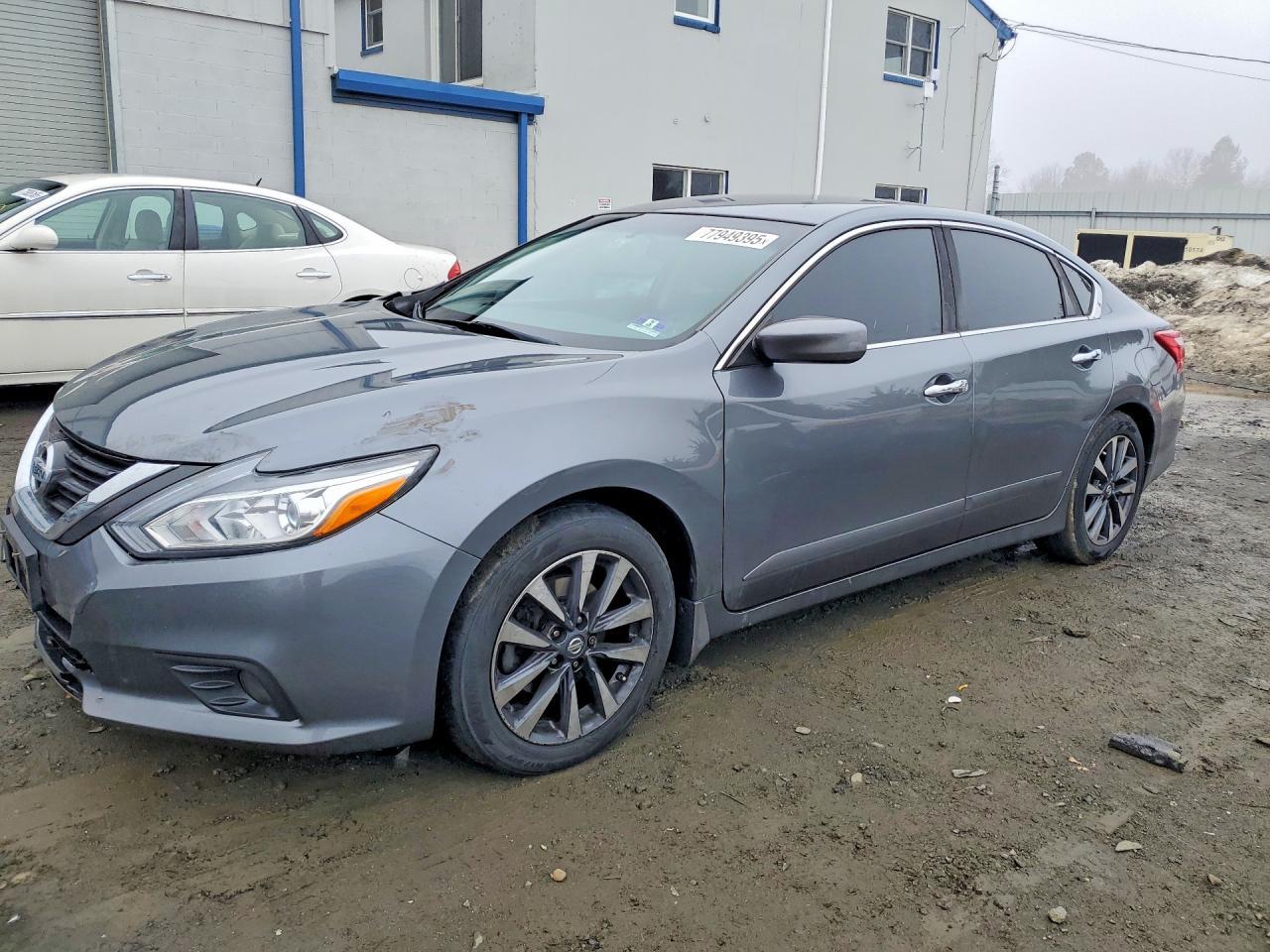 2016 Nissan Altima 2.5 - zdjęcie główne
