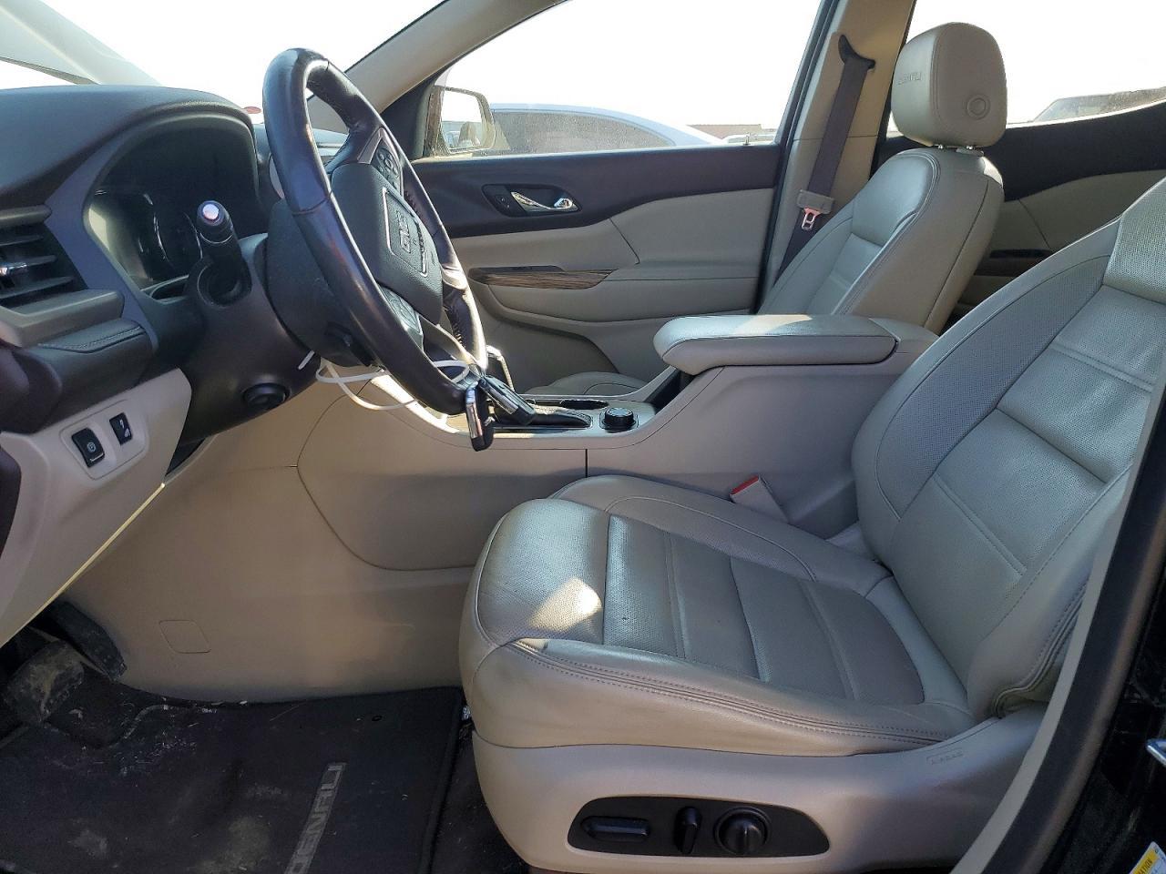 2017 GMC Acadia Denali - zdjęcie 7