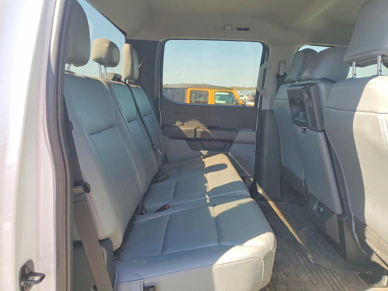 2024 Ford F250 Super Duty - zdjęcie 10