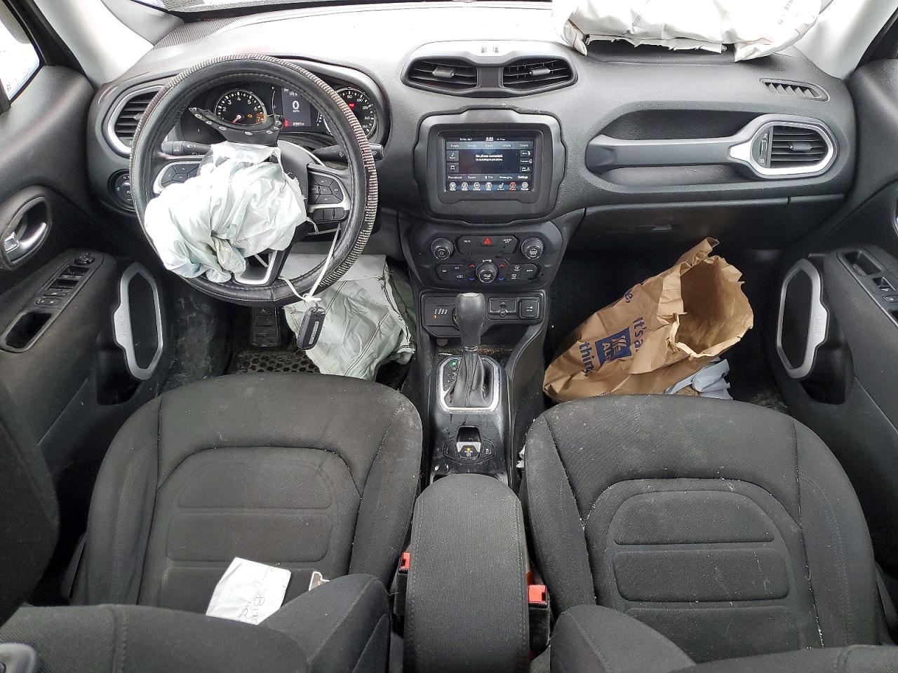 2019 Jeep Renegade Latitude - zdjęcie 8