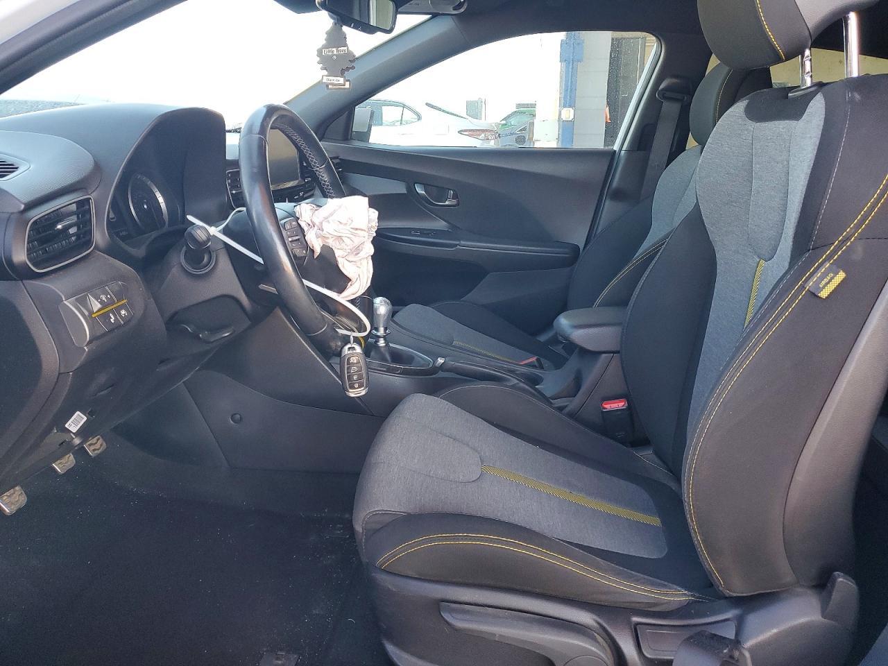 2020 Hyundai Veloster Turbo - zdjęcie 7