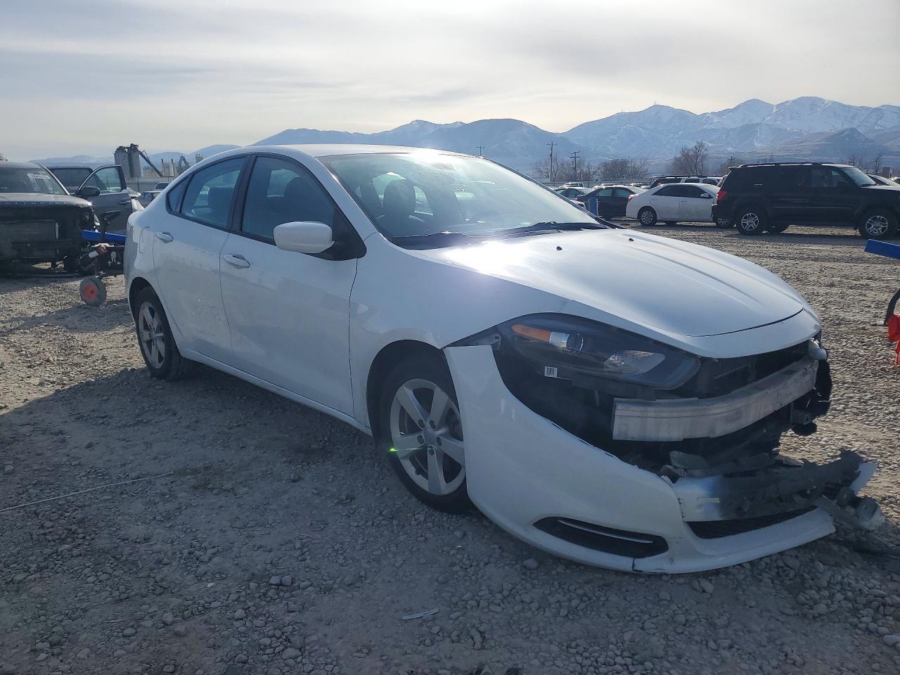 2015 Dodge Dart Sxt - zdjęcie 4