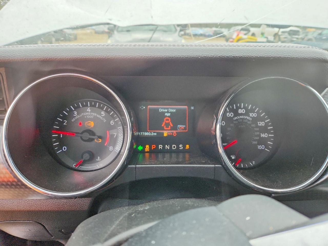 2015 Ford Mustang - zdjęcie 9