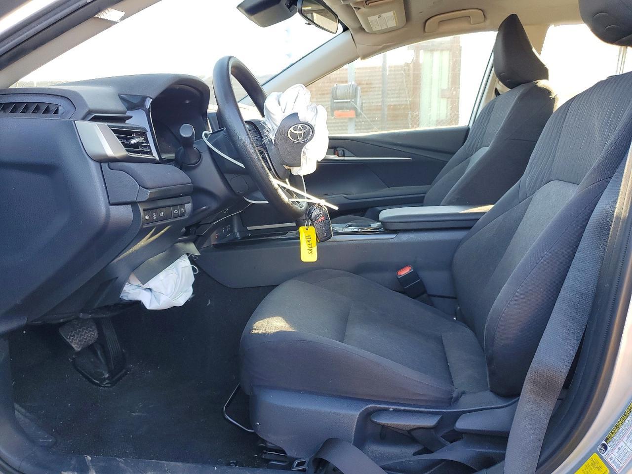 2025 Toyota Camry Xse - zdjęcie 7