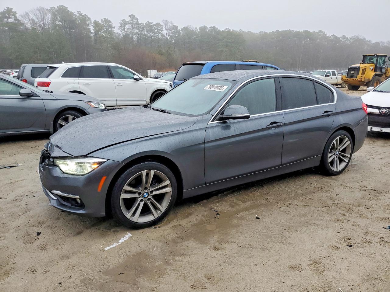 2017 BMW 330 Xi - zdjęcie główne