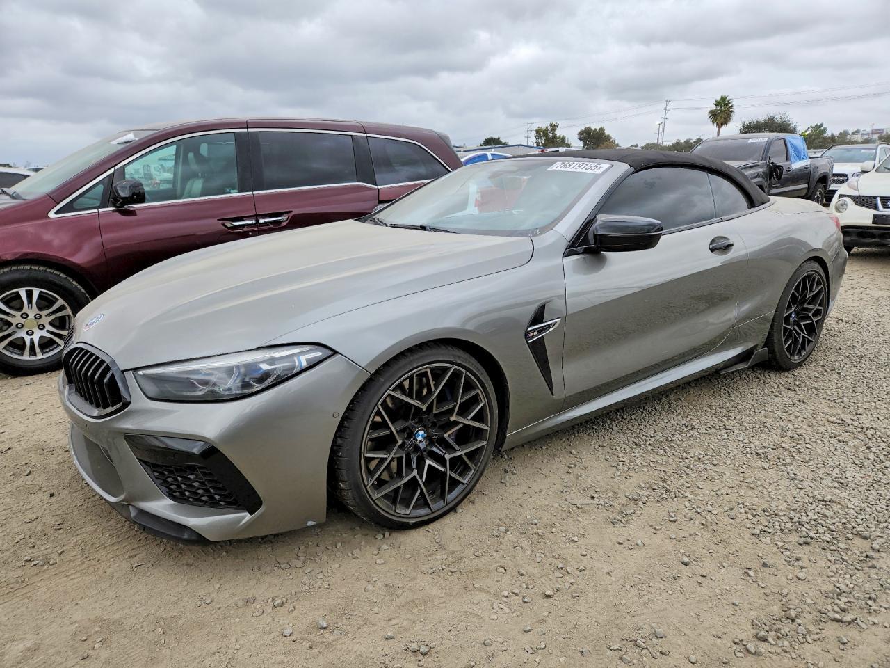 2020 BMW M8 - zdjęcie główne