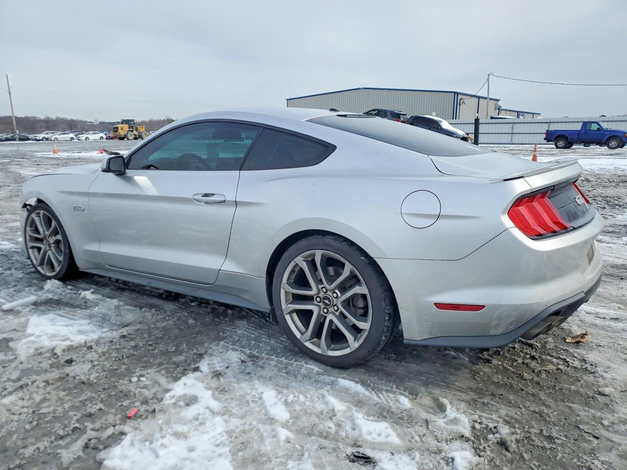 2019 Ford Mustang Gt - zdjęcie 2