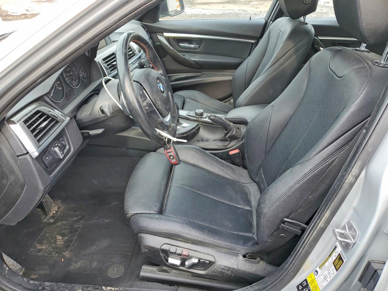 2017 BMW 330 Xi - zdjęcie 7