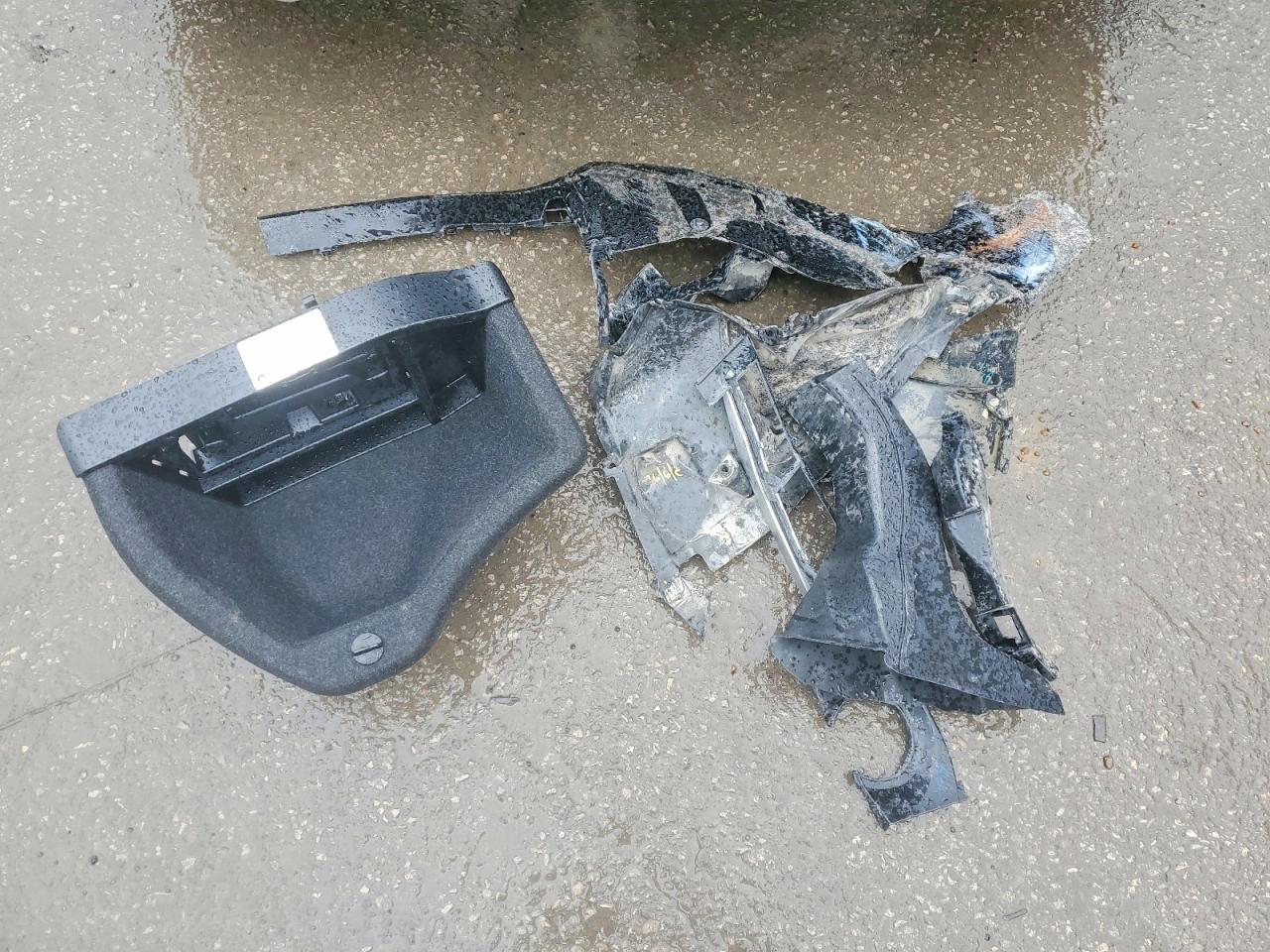 2017 BMW 330 Xi - zdjęcie 12